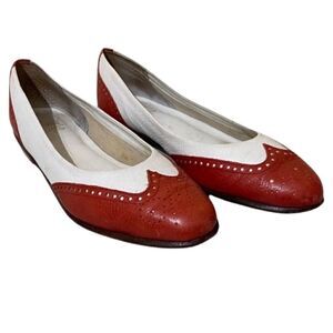 Vintage G.H. Bass & Co. Tailored Red & White Leather Symphony Wingtip Oxfords